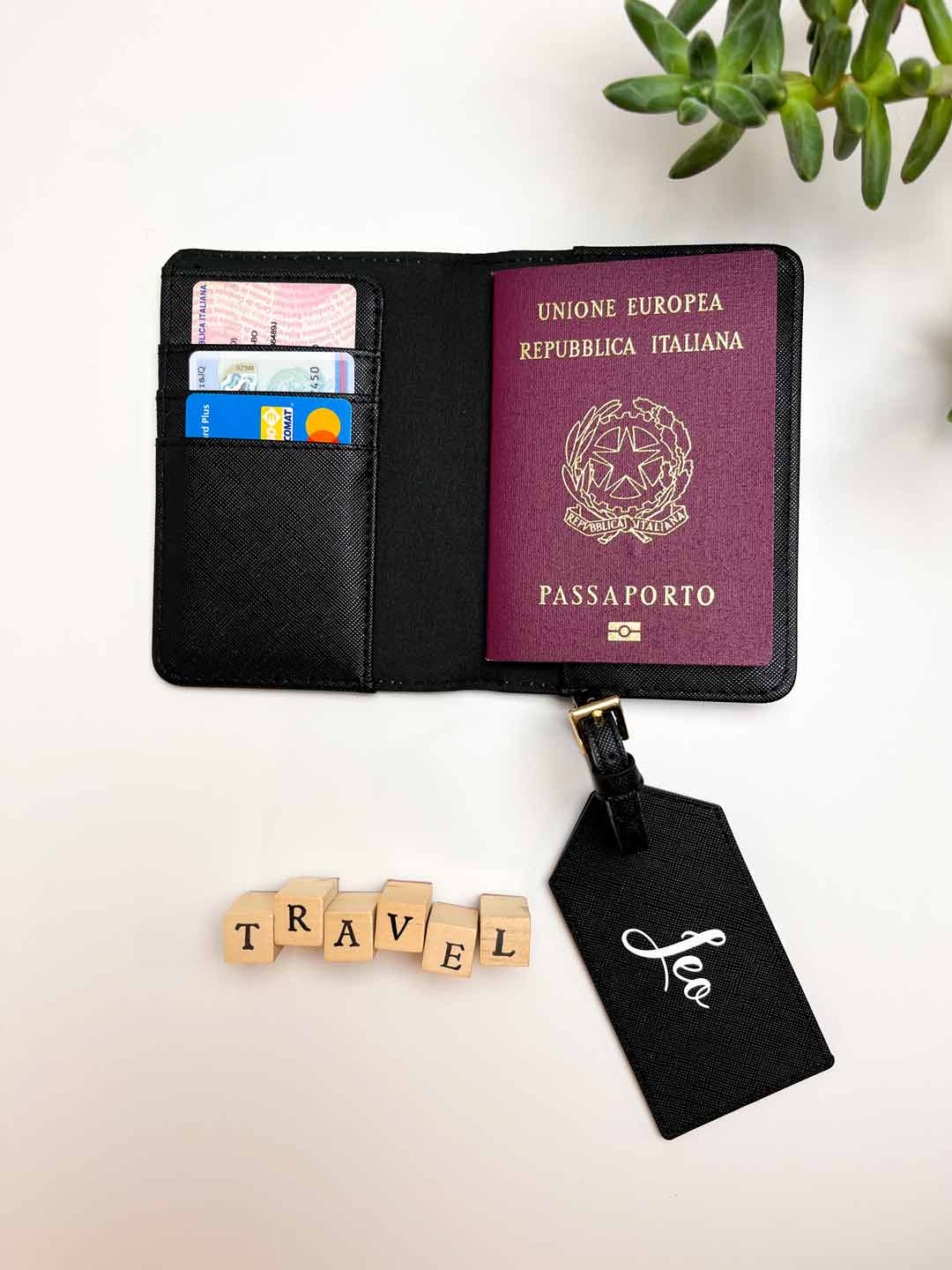 Porta Passaporto Personalizzato Nero Interno